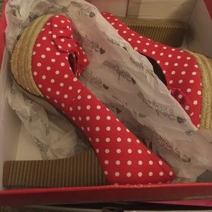 NIB Styluxe Vanya Pumps